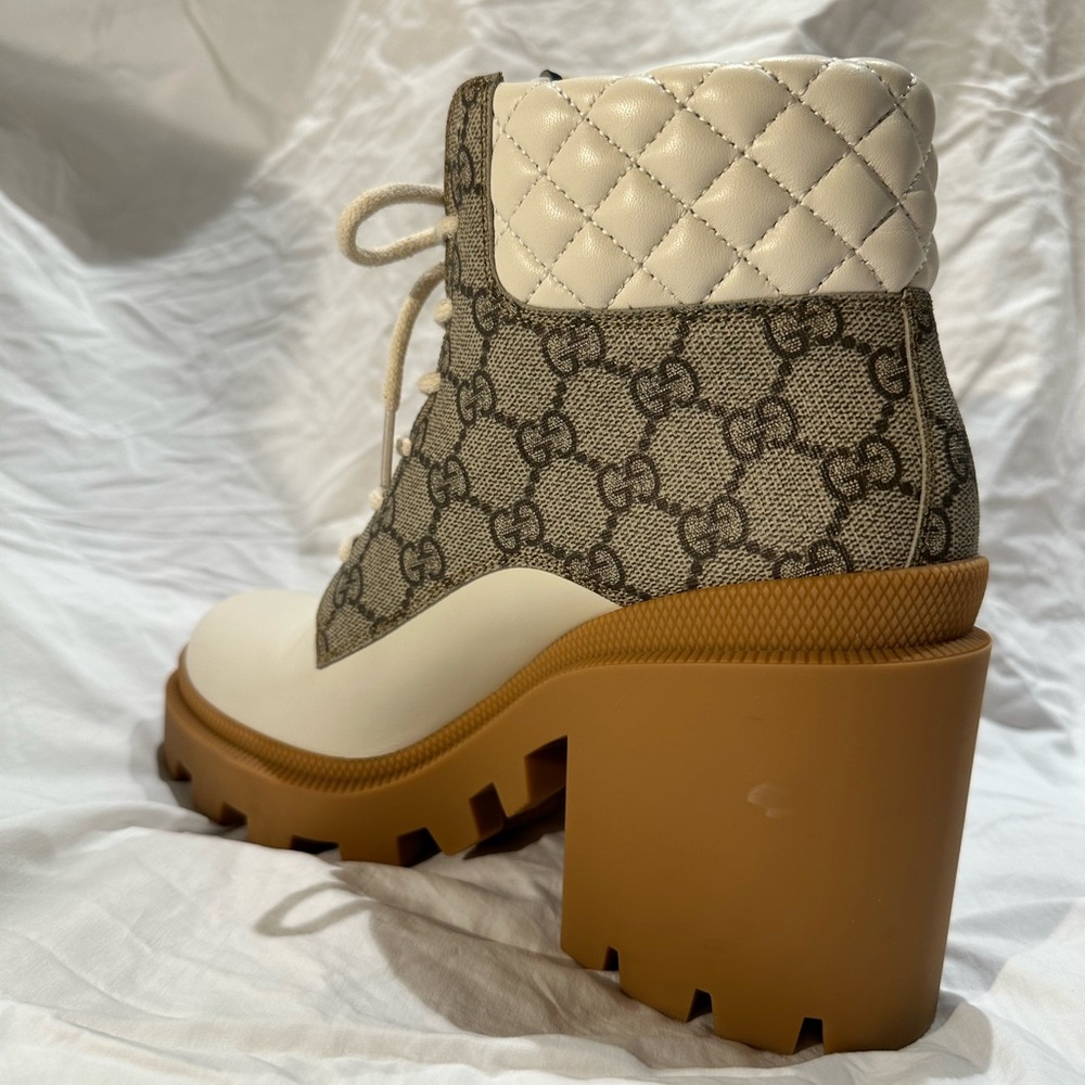 Gucci lace up boots size 38.5 - Picture 4 of 9